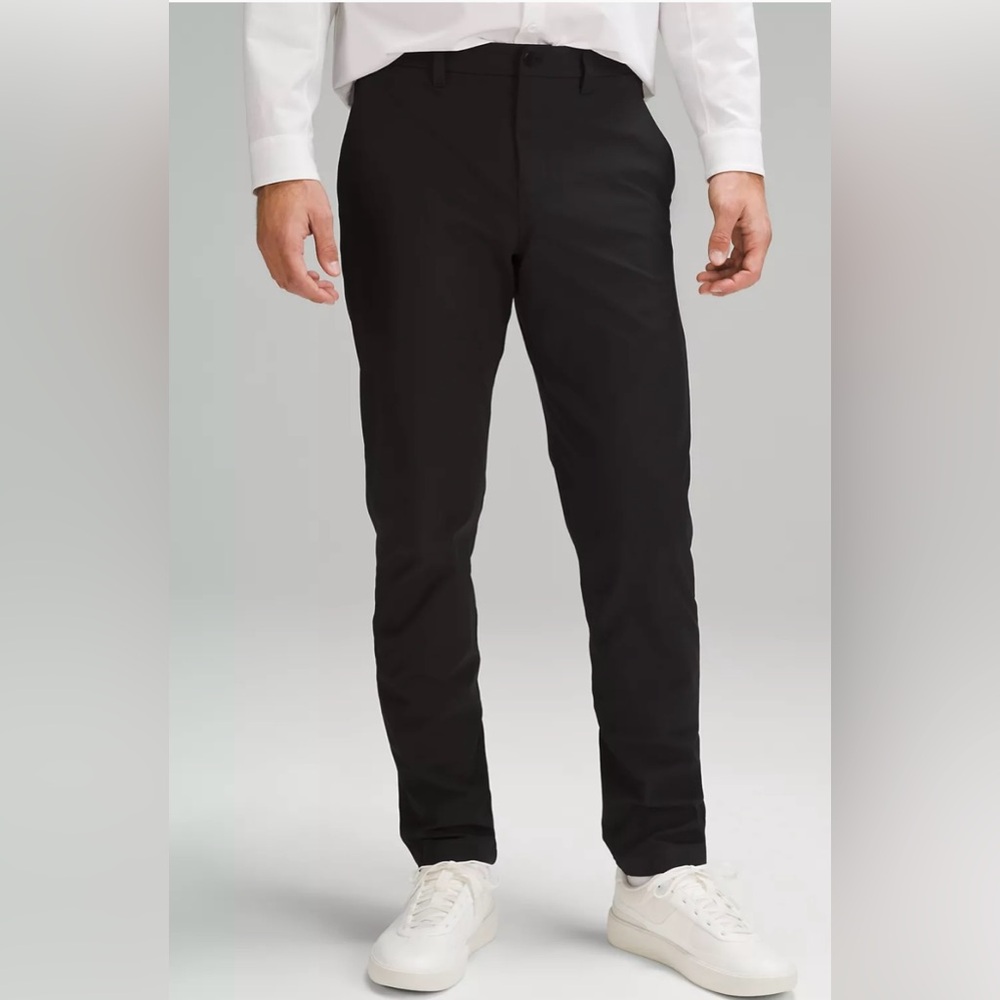 Lululemon Men’s ABC Slim-Fit Trouser 27"L 34”W
Warpstreme - Dark Grey
